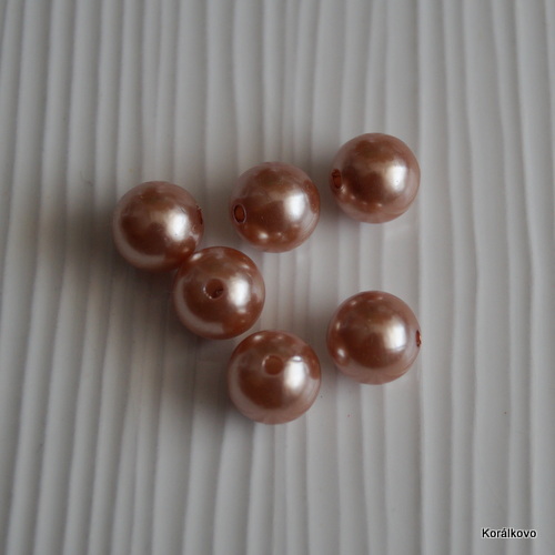 30ks voskovaná perla béžová 12mm